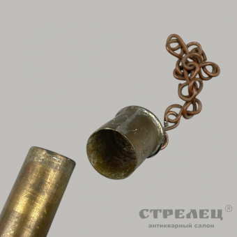 картинка пороховница для черного пороха, круглая, украшенная